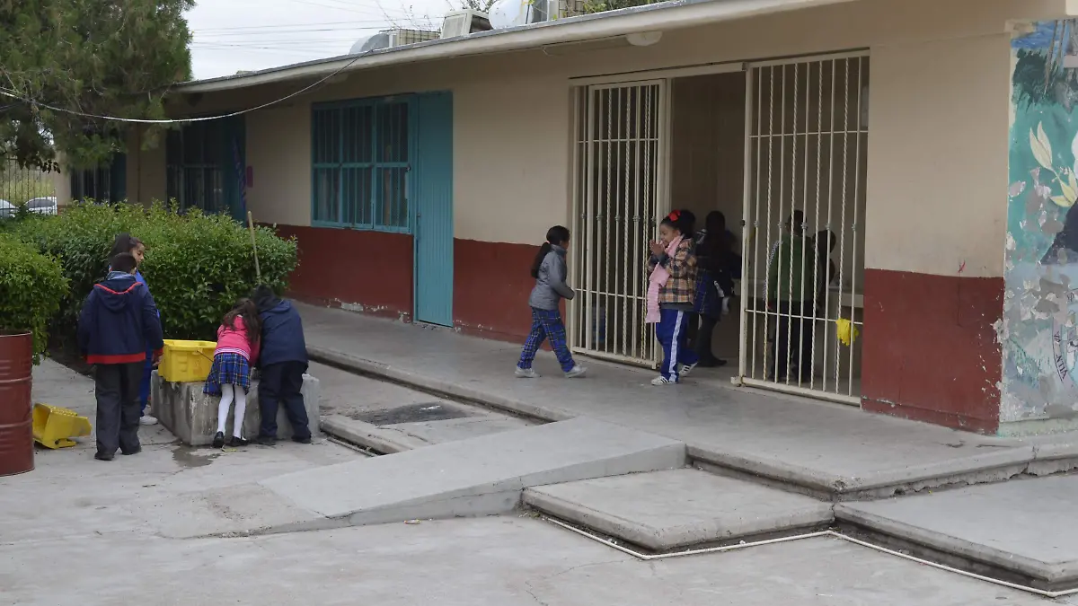 18 ENERO- En escuelas detectan casos de analfabetismo- archivo OEM